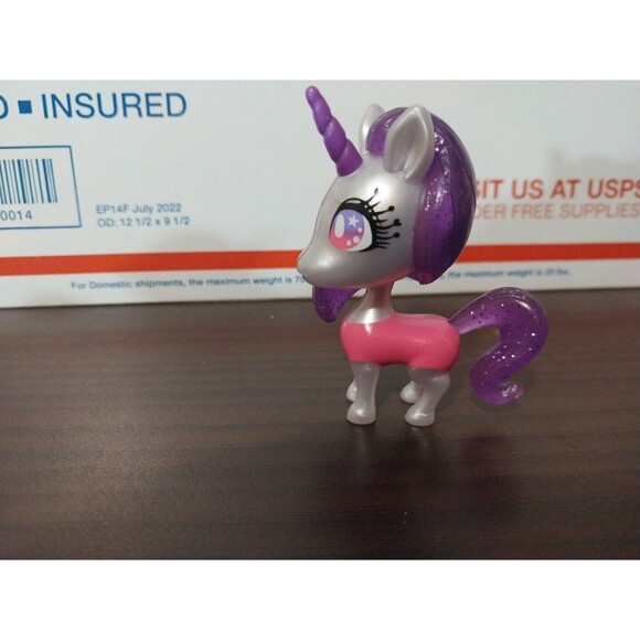 Uni-Verse Unicorn Surprise Spin Master Lot of 3 Figures - Picture 2 of 9